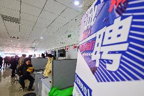 Human Resources Market in Qingzhou