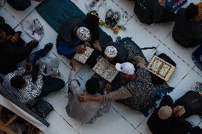 Iftar At Al-Azhar Mosque In Cairo