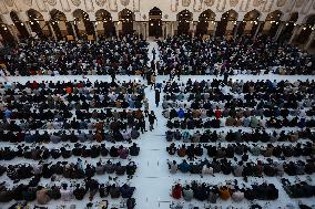 Iftar At Al-Azhar Mosque In Cairo