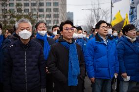 Democratic Party Lawmakers March, Demanding The Removal Of Yoon Suk-yeol For Rebellion