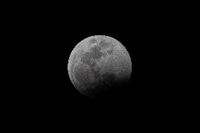 Total Lunar Eclipse Over Mexico City