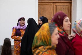 Preparation For Iranian New Year In Tehran