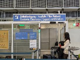 Customs Clearance And Tax Refund At Munich Airport