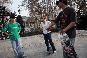Daily Life In Tehran