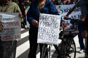 Demonstrations in Support of Colombian President Reforms