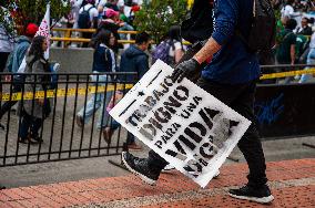 Demonstrations in Support of Colombian President Reforms