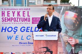 Istanbul Mayor arrested, Erdogan's main rival, days before presidential nomination