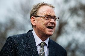 DC: NEC Director Kevin Hassett Speaks to Reporters at White House