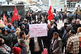 Supporters gathering in front of CHP headquarters - Ankara