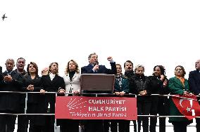 Supporters gathering in front of CHP headquarters - Ankara