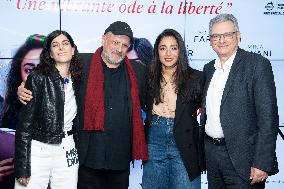 Lire Lolita A Teheran Premiere