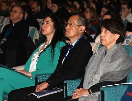Nobel Prize Shinya Yamanaka At 2025 Longevity Summit - Milan