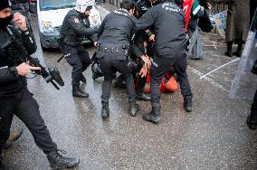 Thousands protest over Istanbul mayor arrest - Kayseri