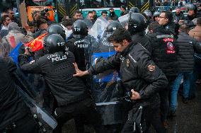 Thousands protest over Istanbul mayor arrest - Kayseri