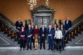 Royals Receive The King's Commissioners - The Hague