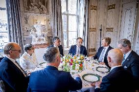 Royals Receive The King's Commissioners - The Hague