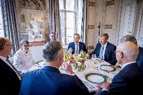 Royals Receive The King's Commissioners - The Hague