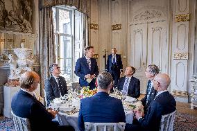 Royals Receive The King's Commissioners - The Hague