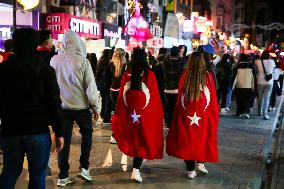 Protests continue over arrest of Istanbul mayor - Izmir