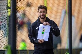 Norwich City FC v West Bromwich Albion FC - Sky Bet Championship