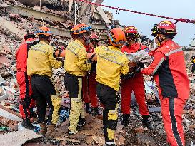 Rescue Search For Survivors Three Days After Quake - Myanmar