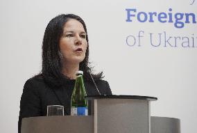 German Foreign Minister Baerbock in Kyiv