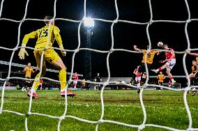 Cambridge United v Wrexham - Sky Bet League 1