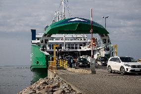 Passenger ferry Leiger