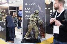 SOFINS Military Exhibition second day - Martignas-sur-Jalle