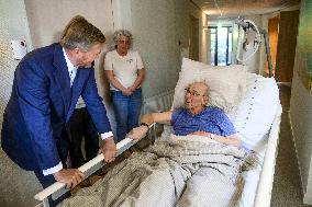 King Willem-Alexander Visits Hospice and Hospital - Netherlands