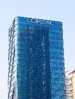 L 'Oreal Headquarters Building in Shanghai