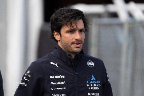 Formula 1 Japanese Grand Prix - GP Free Practice 1 and 2 Arrivals - Suzuka