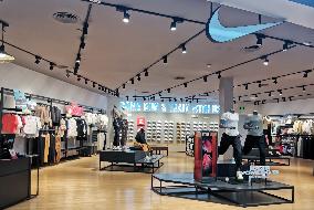 Nike Store in Yichang