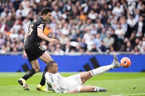 Real Madrid CF v Valencia CF - La Liga EA Sports