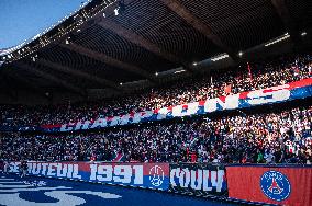 Paris Saint-Germain FC v Angers SCO - Ligue 1 McDonald's