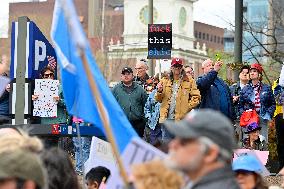 Thousands Join Anti-Trump/Musk Protest Rally in Philadelphia, PA