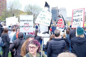 Thousands Join Anti-Trump/Musk Protest Rally in Philadelphia, PA