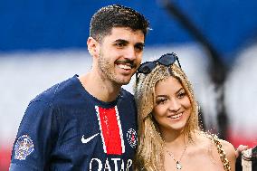Ligue 1 McDonalds - Paris Saint-Germain v Angers SCO