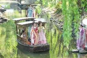 Hanfu Flower Festival