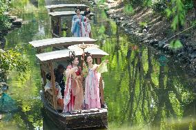 Hanfu Flower Festival