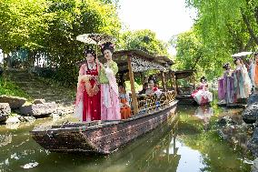 Hanfu Flower Festival