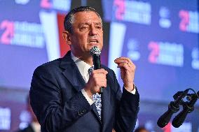 Main Opposition Calls For Elections During Extraordinary Congress - Turkey