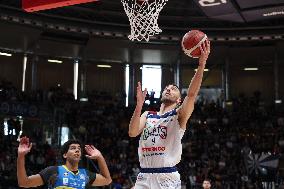BASKET - Serie A2 - Flats Service Fortitudo Bologna vs UEB Gesteco Cividale