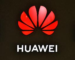 Huawei Logo