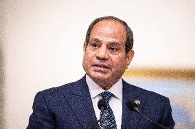 Presidents Sisi And Macron Exchange Signed-Bilateral Agreements - Cairo