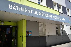 Institut Gustave Roussy near Paris FA