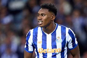 FC Porto v Sport Lisboa e Benfica - Liga Portugal Betclic