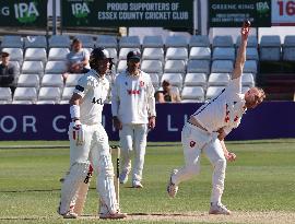 Essex v Surrey - Rothesay County Championship Division 1