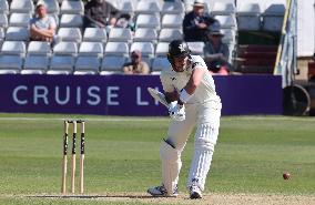 Essex v Surrey - Rothesay County Championship Division 1