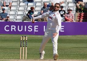 Essex v Surrey - Rothesay County Championship Division 1
